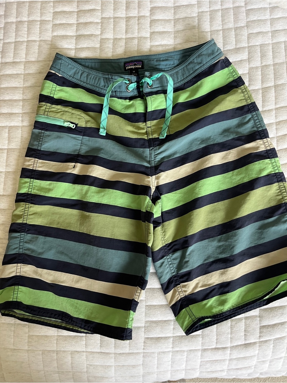 Patagonia Youth Board shorts